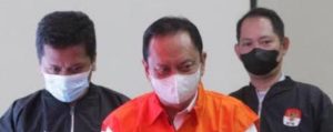 Tersangka Sarimuda saat menjalani pemeriksaan di Kejati Sumsel. Foto: Dok Sumselheadline.