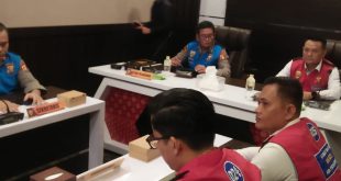 Karo SDM Polda Sumsel Kombes Pol Sudrajad Hariwibowo, SIK, MSi, bersama tim menggelar sidang terbuka Rikkes tahap II di Mapolda Sumsel, Selasa (30/1/2024). Foto: Dok Humas Polda Sumsel.
