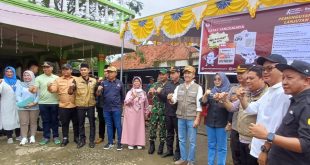 Pj Walikota Palembang, Ratu Dewa bersama tim meninjau TPS yang menggelar pencoblosan ulang, Sabtu (24/2/2024). Foto: Sumselheadline/Pitria.