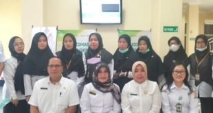 Kepala Inspektorat Palembang, Jamiah Haryanti, SH bersama tim Dinkes saat mengunjungi Puskesmas Sabokingking, Rabu (7/2/2024). Foto: Sumselheadline/Ferly