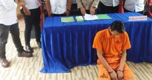 Adam, tersangka begal motor, ditangkap jajaran Polsek IT I Palembang, Senin (5/2//2024). Foto: Sumselheadline/Ela.