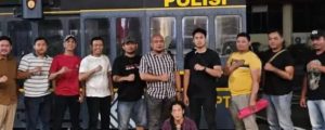 Aditya Candra Kirana (duduk) diciduk Tim Opsnal Unit 2 Jatanras Polda Sumsel, Rabu (21/2/2024). Foto: Sumselheadline/Ela.