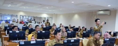 Para ASN Kabupaten Banyuasin ikut uji komptensi, Senin (19/2/2024). Foto: Dok Kominfo Banyuasin.