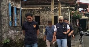 Polisi mendatangi TKP atas laporan anak pukul ibu kandung, Selasa (6/2/2024). Foto: Dok Polisi.