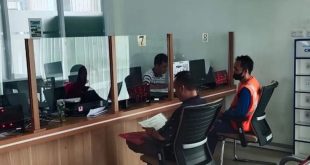 Suasana pelayanan kependuudkan di Disdukcapil Muba. Foto: Dok Kominfo Muba.