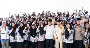 Pj Bupati Muba, Apriyadi bersama para guru di Kecamatan Lalan, Rabu (7/2/2024). Foto: Kominfo Muba.