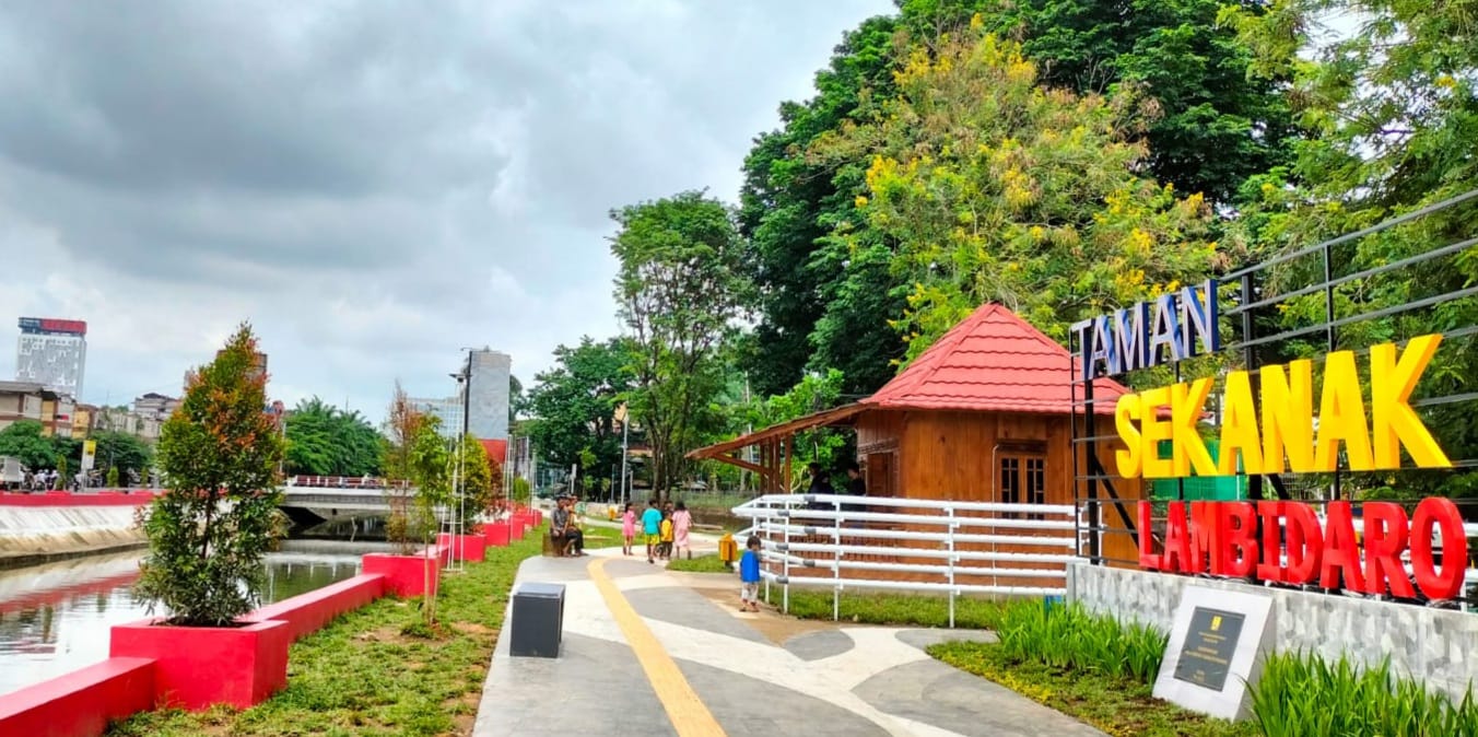Kawasan Taman Sekanak-Lambidaro menjadi salah satu titik dipasang Wifi gratis oleh Pemkot Palembang. Foto: Sumselheadline/Pitria.