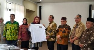 Halik Sidik. Project Manager Adinkes saat diterima di Ruang Rapat Randik Sekretariat Daerah Kabupaten Muba. Mereka mengunjungi Bumi Serasan Sekate yang disambut oleh Asisten Bidang Pemerintahan dan Kesejahteraan H Yudi Herzandi SH MH, Kamis (15/2/2024). Foto: Kominfo Muba.
