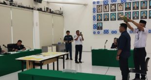 Sidang terbakarnya Tugboat Paiton penarik tongkang batubara di perairan Ambang Luar Sungai Musi Kabupaten Banyuasin // Ketua Tim Panel Ahli Mahkamah Pelayaran Capt. Suhidman, M.Mar, Rabu (22/2/2024). Foto: Sumselheadline/Ferly