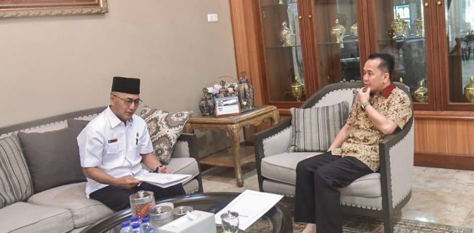Pj Bupati Muba, Apriyadi berkunjung ke Pj Gubernur Sumsel, Agus Fatoni, Selasa (19/3/2024). Foto: Kominfo Muba.