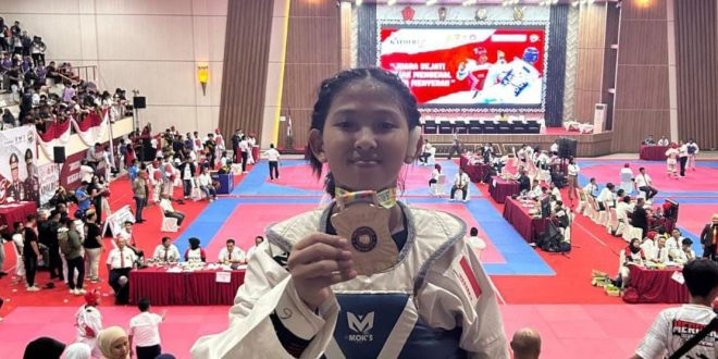 Salah satu atlet mewakili Polda Sumsel yang berhasil meraih medali emas di Kejuaraan Nasional (Kejurnas) Taekwondo Kapolri Cup ke-V Tahun 2024 di Jakarta. Foto: Humas Polda Sumsel.