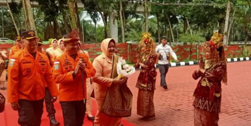 Kepala Badan Nasional Pencarian dan Pertolongan RI, Marsekal Madya TNI Kusworo, S.E., M.M, melakukan kunjungan kerja ke kantor Pencarian dan Pertolongan Palembang atau Basarnas Palembang, Senin (04/03/2024). Foto: Sumselheadline/Ela.