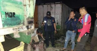 Tim POlda Sumsel menangkap pelaku ilegal minning di Kabupaten OKI, Minggu (17/3/2024). Foto: Dok Polda Sumsel.