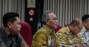 PJ Bupati Muba, Apriyadi saat hadir pada penilaian Evaluasi Kinerja Penjabat Kepala Daerah Triwulan III Periode kedua Tahun 2024 di Kantor Inspektorat Jendral Kementerian Dalam Negeri Republik Indonesia Jakarta, Kamis (7/3/2024). Foto: Kominfo Muba.