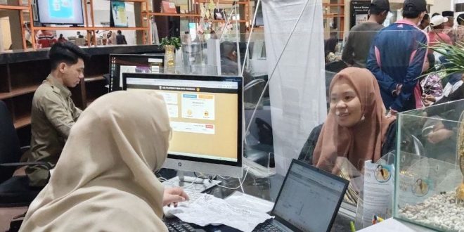 Suasana pelayanan BPJS Kesehatan di Mal Pelayanan Publik, Palembang, Rabu (13/3/2024). Foto: Sumselheadline/Ela.