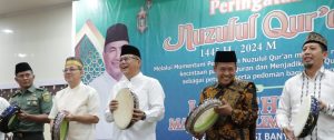 Pj Sekda Muba, Musni Wijaya hadir di peringatan Nuzulul Quran yang digelar Pemkab Musi Banyuasin di Pendopoan Griya Bumi Serasan Sekate, Kamis (28/03/2024) sore. Foto: Kominfo Muba.