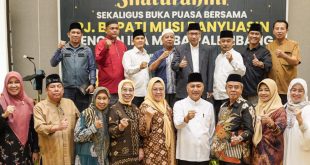 Pj Bupati Muba, Apriyadi bersama para pengurus IK Muba, Minggu (24/3/2024). Foto: Kominfo Muba.