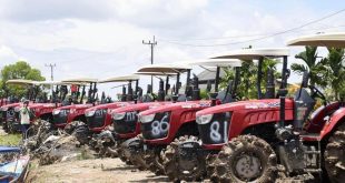 Sejumlah mesin alat pertanian bantuan Kementerian Pertanian saat diserahkan kepada petani sawah rawah/lebak di Muaratelang, Banyuasin. Foto: Humas Pemprov Sumsel.