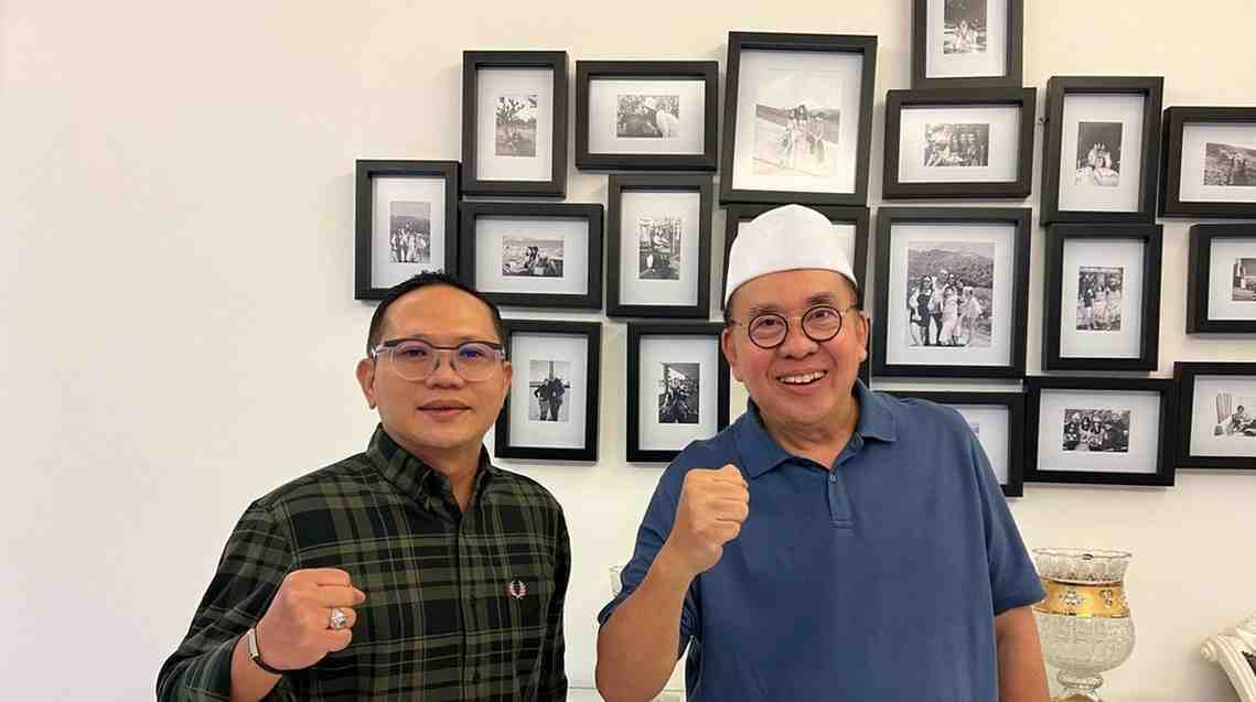 Ridwan Mukti bersama Firdaus Hasbullah, Tim Pemenangan Heri Amalindo. Foto: Sumselheadline/Fer.