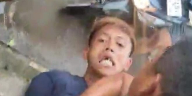 Andre, pelaku pencurian Hp nyaris diamuk massa, Selasa (23/4/2024). Foto: screenshot medsos.