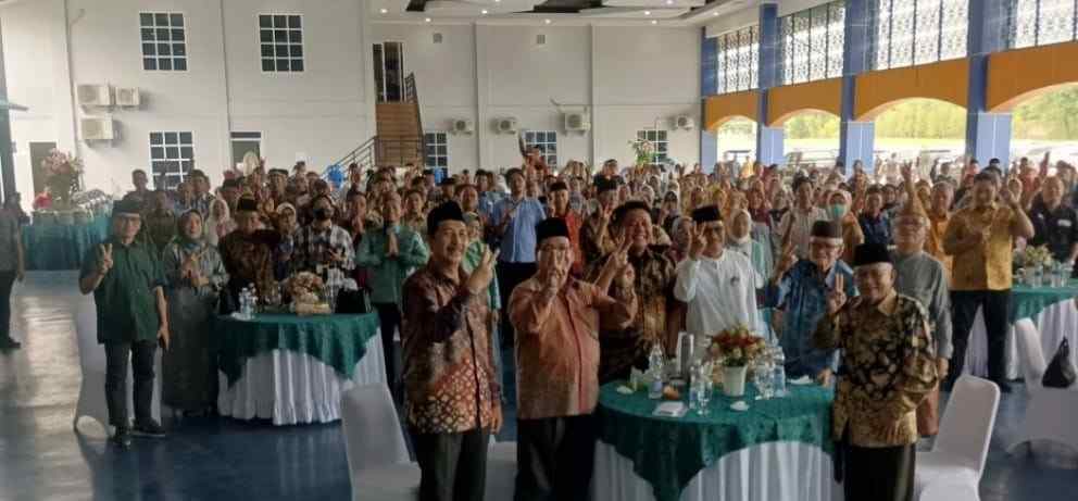 Keluarga Besar Campang Tiga menggelar halal bihalal bersama Herman Deru di Gedung Serbaguna Partai Nasdem. Foto: Sumselheadline/Fer.