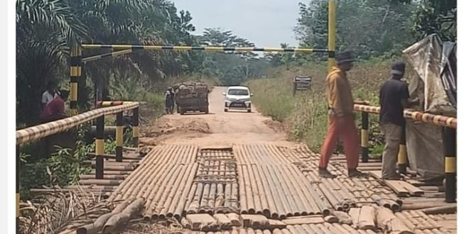 Kondisi Jembatan Sungai Teras di jalur jalan PALI-Musi Rawas. Foto: Dok POlsek BTS Ulu,