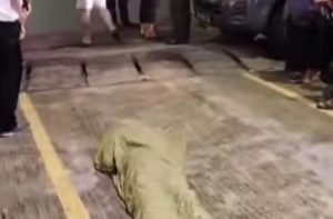 Jenazah Putri, korban lakalantas di Palembang. Foto: Sumselheadline/Ela.