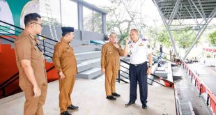 Pj Bupati Muba, Sandi Fahlepi saat meninjau kesiapan lokasi MTQ Sumsel di Stabel Berkuda, Sekayu, Senin (29/4/2024). Foto: Kominfo Muba.