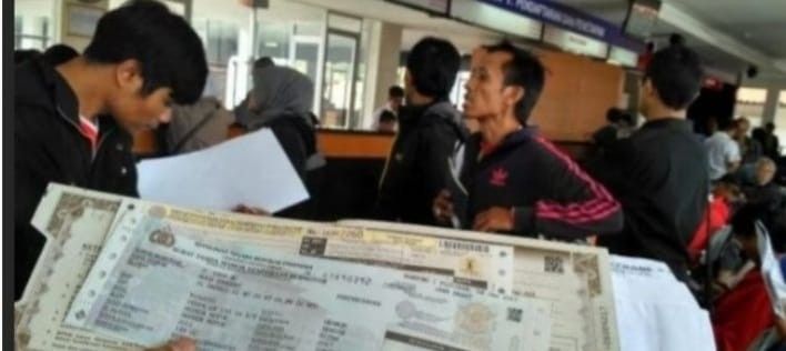 Ilustrasi suasana pelayanan di Samsat Palembang. Foto: Dok Sumselheadline.