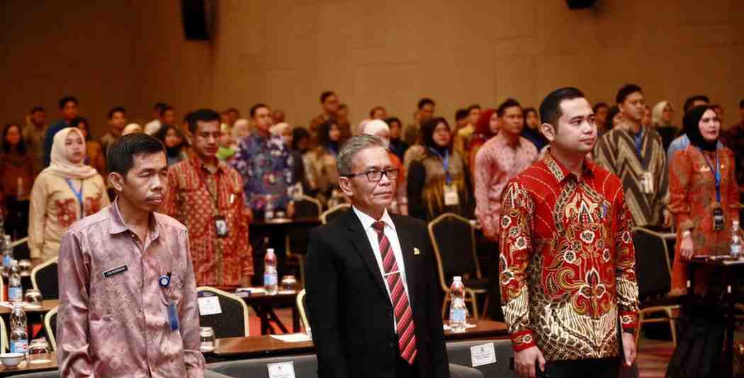 Sekretaris Daerah (Sekda) Sumsel, SA Supriono membuka Bimbingan Teknis (Bimtek) Hubungan Keprotokolan se-Sumsel Tahun 2024. Kegiatan ini berlangsung di The Zuri Hotel, Palembang, Sumatera Selatan, Senin (29/4/2024). Foto: Humas Pemprov Sumsel.
