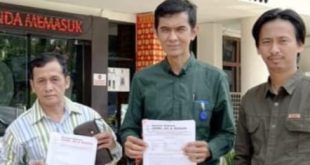 Dua mantan karyawan Zulhepi dan Jerri menggugat PT Tunas Baru Lampung ke PN Palembang, Jumat (5/4/2024). Foto: Sumselheadline/Ela.