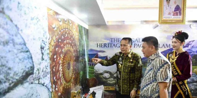 Pj Gubernur Sumsel saat hadir di Explore South Sumatera Expo 2024 di Discovery Mall Bali, Badung, Bali, Kamis (25/4/2024). Foto: Humas Pemprov Sumsel.