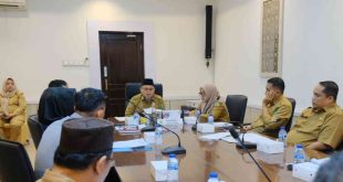 Pj Bupati Muba, Sandi Fahlepi melalui Asisten Pemerintahan dan Kesejahteraan Rakyat, Yudi Harzandi saat melakukan pencangan pelayanan publik berbasis HAM, Senin (6/5/2024). Foto: Kominfo Muba.