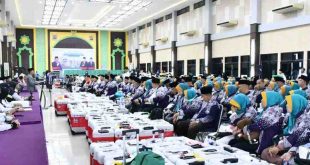 Para jemaah haji asal Lubuklinggau dan Muratara cek kesehatan ulang di Asrama Haji Palembang, Minggu (12//5/2024). Foto: Sumselheadline/Pitria.