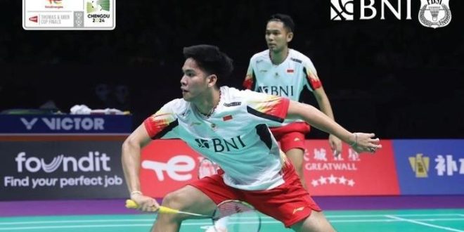 Fajar Alfian/Daniel Martin memastikan tim Thomas Cup Indonesia menang atas Korea 3-1, Jumat (3/5/2024). Foto: IG Badminton-ina.