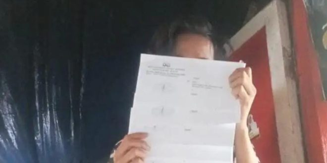 Korban asusila yang justru jadi kurir untuk memanggil para terlapor. Foto: Sumselheadline/Ela.