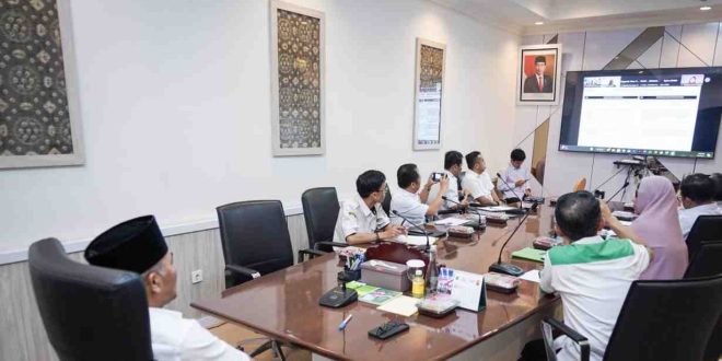 Sekda Muba, Apriyadi memimpin apat evaluasi keiikutsertaan pekerja dalam BP Jamsostek, Rabu (22/5/2024). Foto: Dinkominfo Muba.