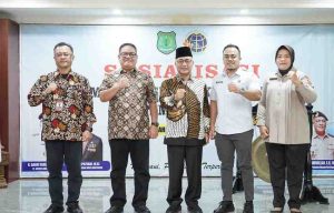 Sekretaris Daerah Muba, Apriyadi Mahmud saat menghadiri Sosialisasi Sertifikat Elektronik di Auditorium Pemkab Muba, Kamis (30/5/2024). Foto: Kominfo Muba.