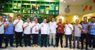 Para pengurus SKK Migas Sumsel saat beraudiensi dengan Pj Bupati Muba, Sandi Fahlepi di kantor Perwakilan Pemkab Muba di Palembang, Rabu (22/5/2024). Foto: Kominfo Muba.