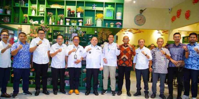 Para pengurus SKK Migas Sumsel saat beraudiensi dengan Pj Bupati Muba, Sandi Fahlepi di kantor Perwakilan Pemkab Muba di Palembang, Rabu (22/5/2024). Foto: Kominfo Muba.