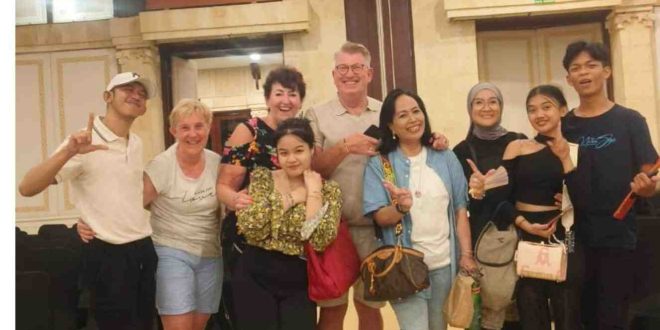 Para peserta lomba asal Sumsel yang tergabung dalam ILDI, usai bertanding tingkat internasional di Bali. Foto: Dok ILDI.