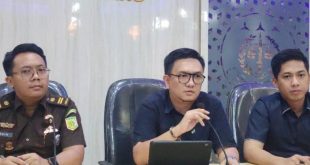 Kasipidsus Ario Apriyanto Gopar, SH MH saat gelar rilis penetapan sekaligus penahanan tersangka Doni Prayatna, Senin (27/5/2024). Foto: Sumselheadline/Ela.