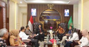 Pj Gubernur Sumsel, Agus Fatoni saat menerima Ketua Kadin Sumsel Affandi Udji dan jajaran di Kantor Gubernur Sumsel, Palembang, Sumatera Selatan, Kamis (2/5/2024). Foto: Humas Pemprov Sumsel.