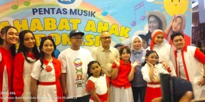 Foto bersama Edi Irawan, Ketua Tim Kerja Apresiasi dan Literasi Musik Direktorat Perfilman, Musik dan Media Kemendikbudristek. Foto: IST