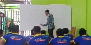 Sejumlah warga binaan Lapas dan Rutan di Sumsel ikut sekolah kejar paket. Foto: Dok Lapas Pakjo.