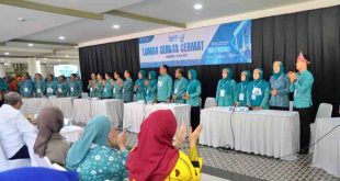 PKK Sumsel yang turut berpatisipasi dalam Lomba Cerdas Cermat Hari Kesatuan Gerak (HKG) PKK ke-52. Kegiatan ini berlangsung di Gedung Gastronomi, Taman Balekambang, Solo, Jawa Tengah, Kamis (16/5/2024). Foto: Humas Pemprov Sumsel.