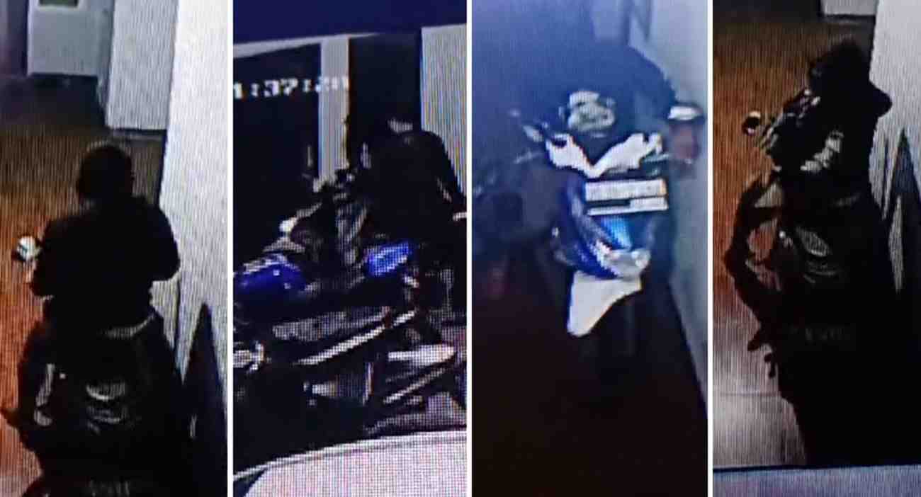 Aksi para pelaku yang mencuri empar sepeda motor di kos-kosan. Foto: screenshot CCTV.