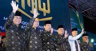 Pj Gubernur Sumsel Agus Fatoni, Pj Bupati Muba Sandi Fahlepi, dan Pj Sekda Muba, Apriyadi saat pembukaan MTQ Sumsel di Kota Sekayu, Jumat (3/5/2024) malam. Foto: Kominfo Muba.