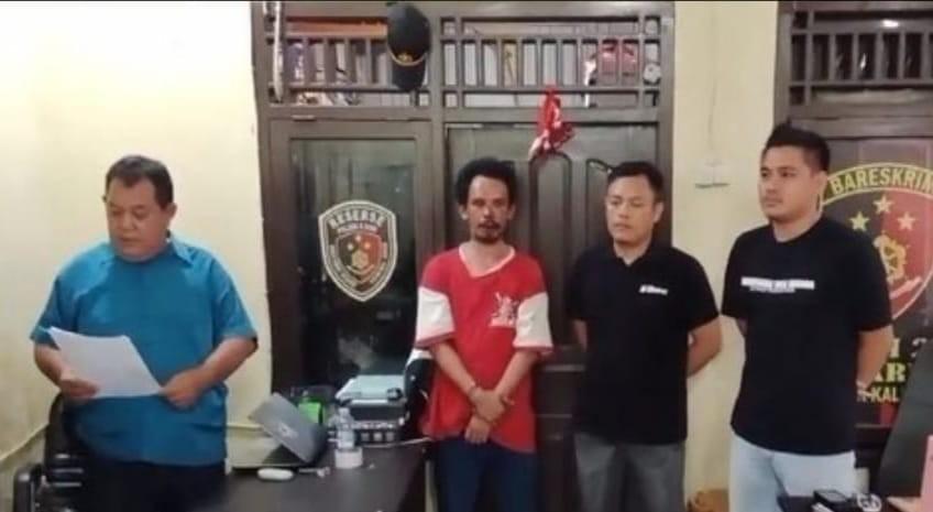 Rusli ditangkap warga saat akan beraksi kembali di sebuah masjid di Palembang, Sabtu (11/5/2024). Foto: Sumselheadline/Ela.