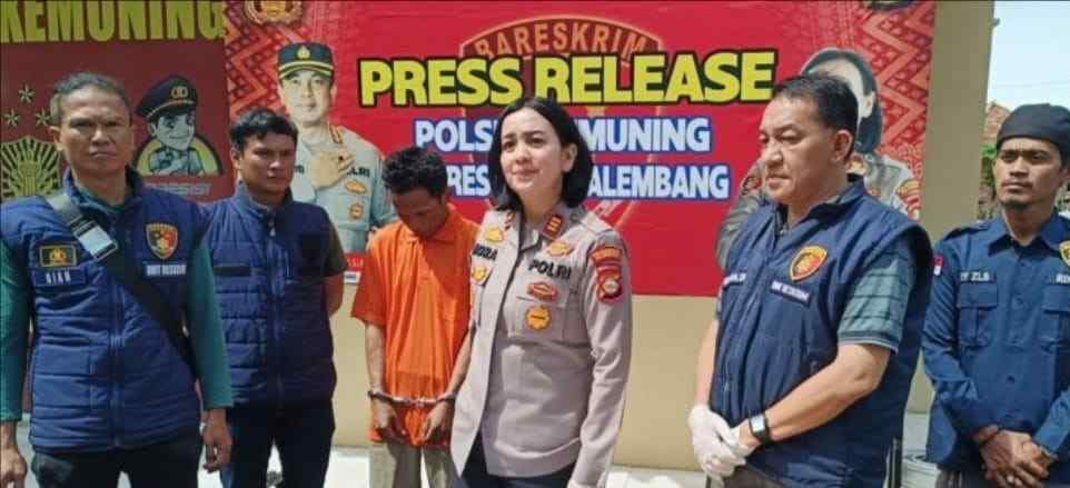 Supriono, baju orange, pengedar sabu. Foto: Sumselheadline/Ela.